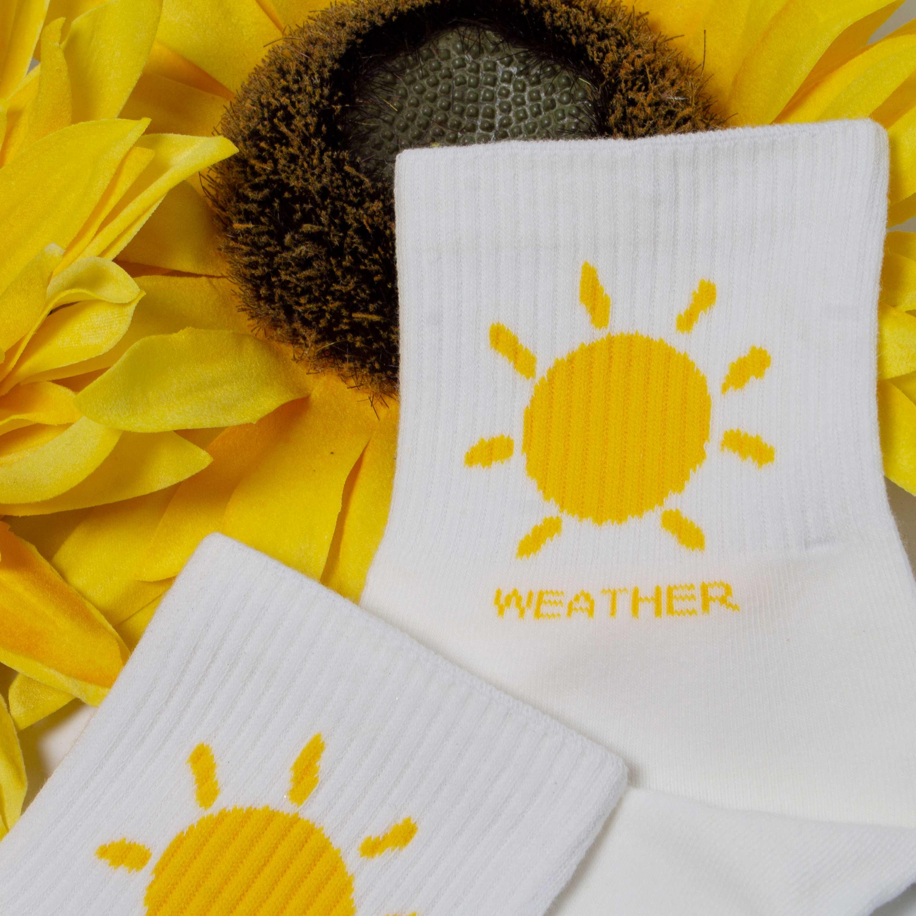 Womens Cute Weather Icon Crew Socks - BUCKET POPCORN